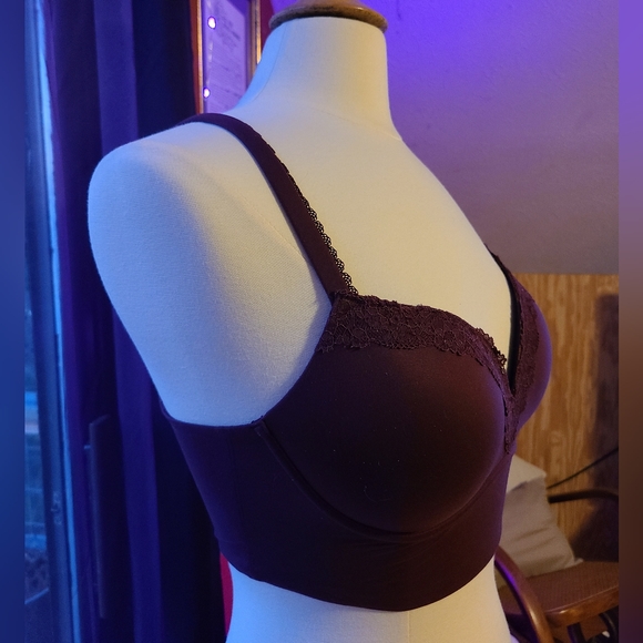 Victoria's Secret 32DD Bra - Picture 4 of 10